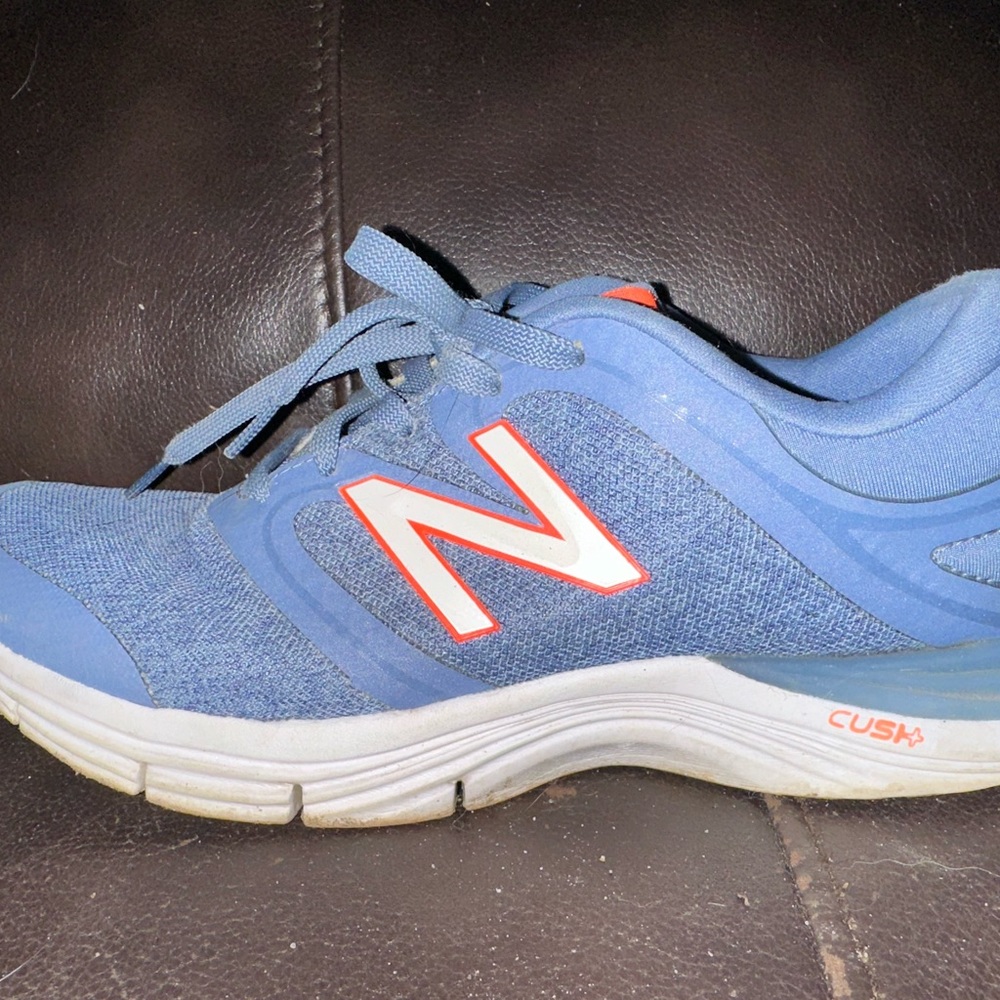 New Balance Women’s Size 8 1/2